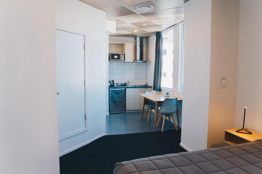 Liberty Apartment Hotel Уелингтън Екстериор снимка