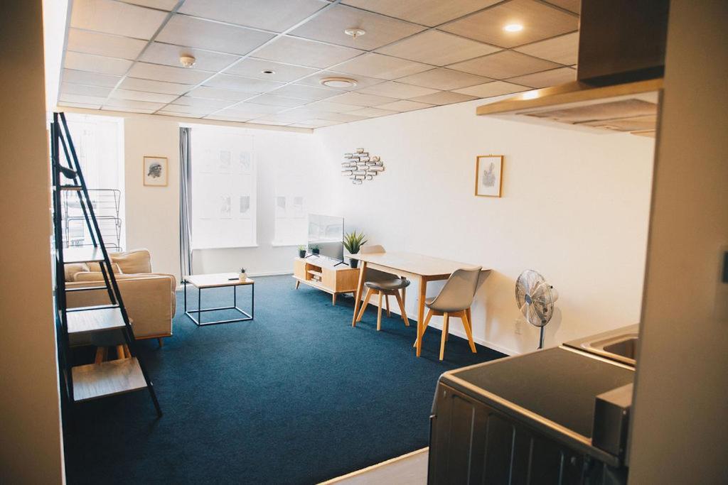 Liberty Apartment Hotel Уелингтън Екстериор снимка